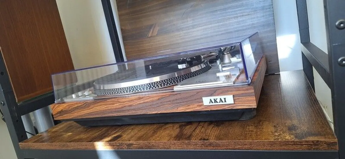 Akai AP-206C - Direct Drive Turntable Record Player + extra free cartridge - Image 4