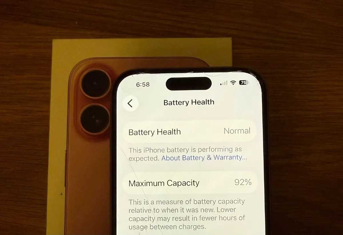 Iphone 16 - Image 3