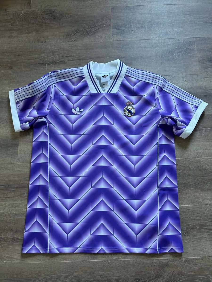 Real Madrid 25/26 Lifestyler Shirt - Image 1