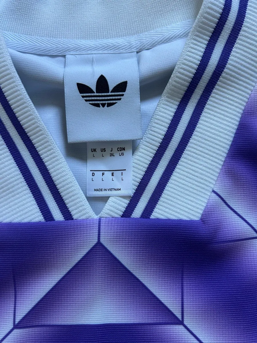 Real Madrid 25/26 Lifestyler Shirt - Image 2