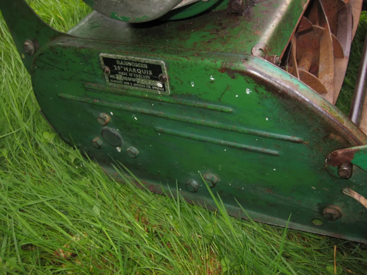 RANSOMES Marquis 20" Petrol Cylinder Mower Made UK - Image 3