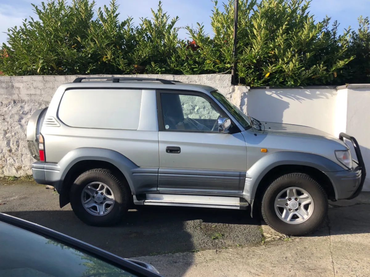 Toyota Land Cruiser Swb tax and Cvrt 9/27 - Image 2