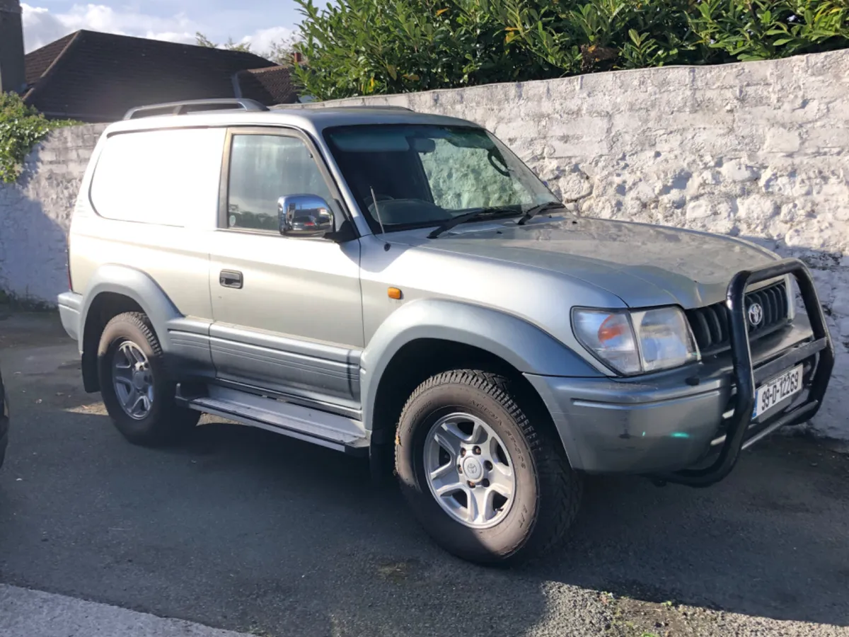 Toyota Land Cruiser Swb tax and Cvrt 9/27 - Image 1