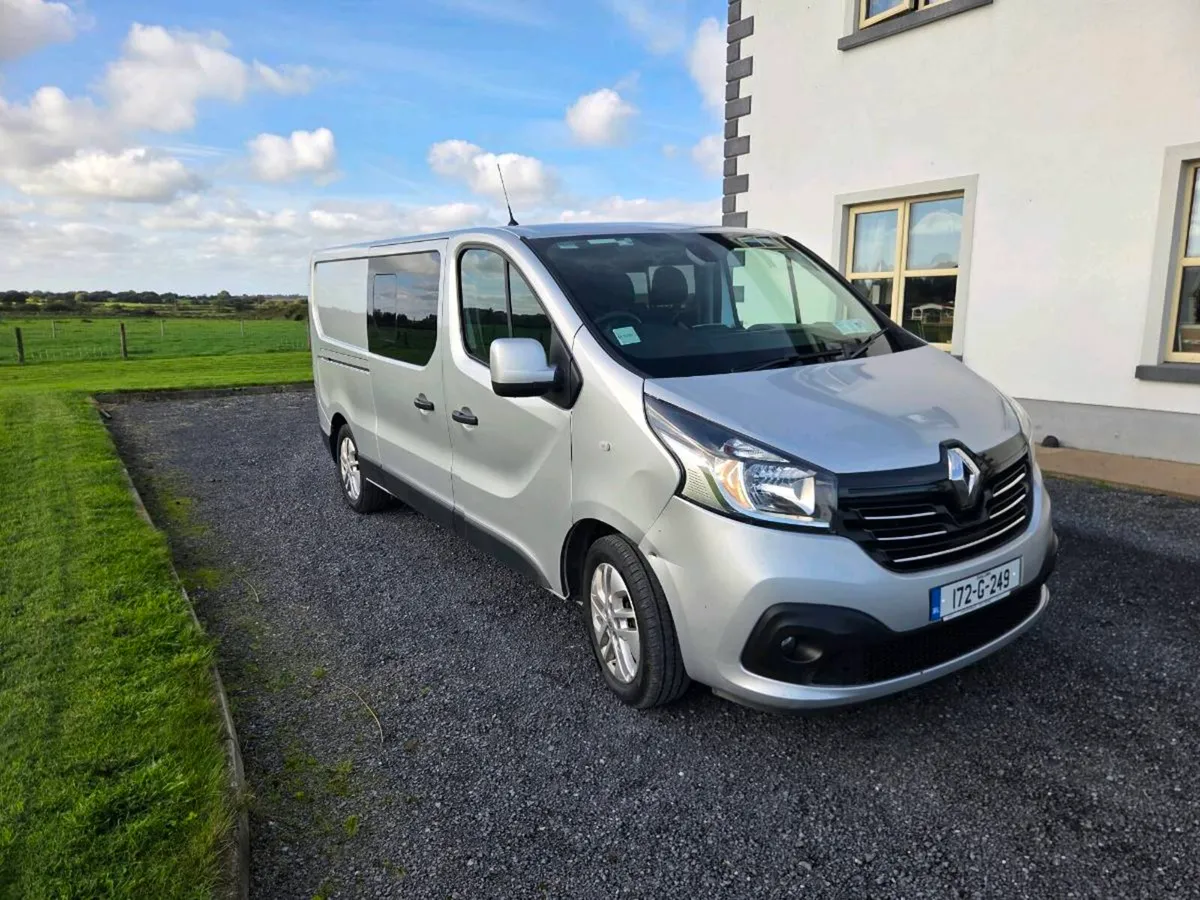 Renault trafic crew cab van - Image 1