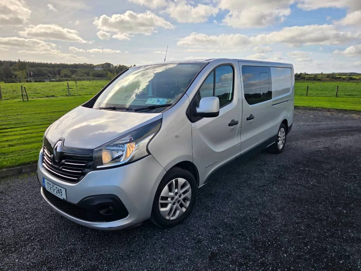 Renault trafic crew cab van - Image 2
