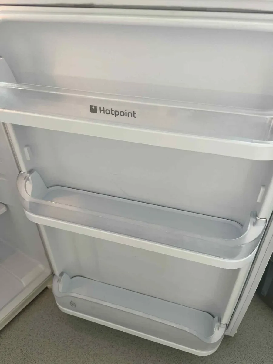 fridge freezer - Image 3