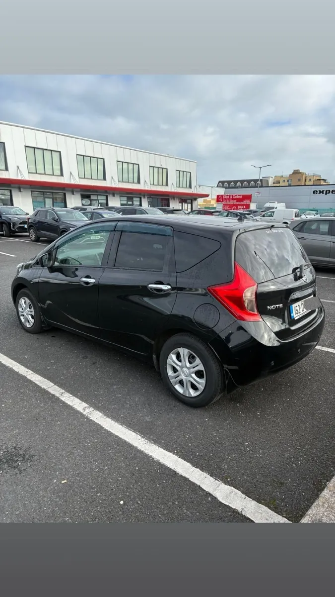 Car - Image 2