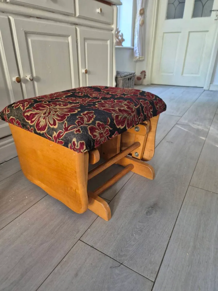 Rocking foot stool - Image 3