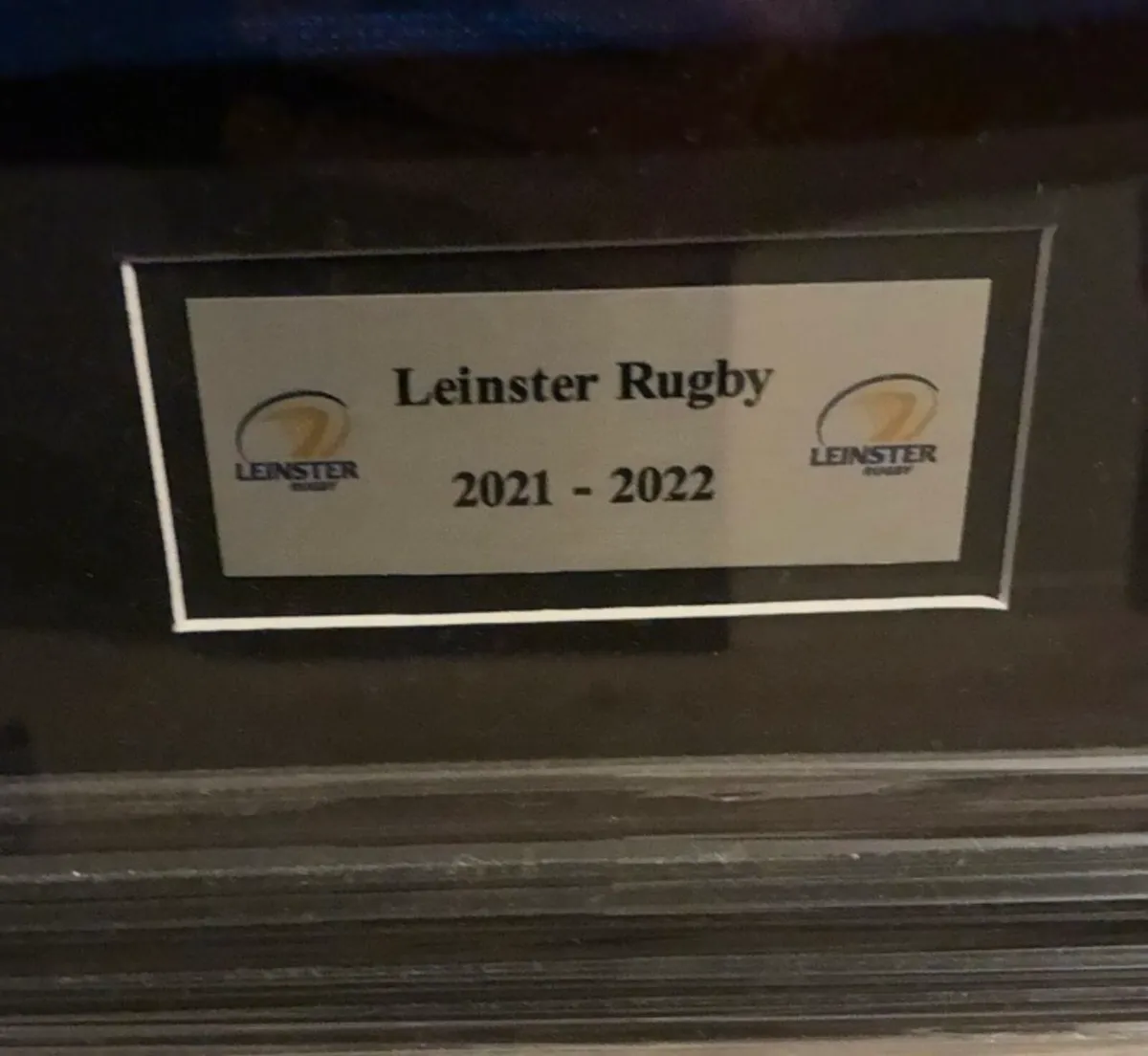 Framed and signed jerseys - Image 3