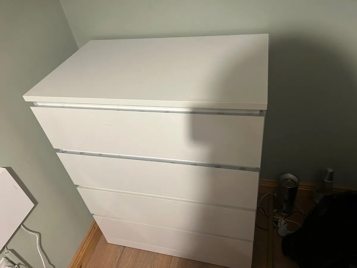 Malm IKEA 4 drawer set of drawers White - Image 1