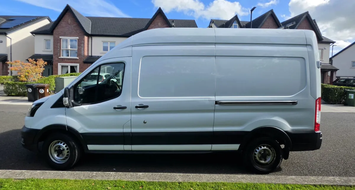 2021 Ford Transit 350L Base 4WD- High Roof - Image 4