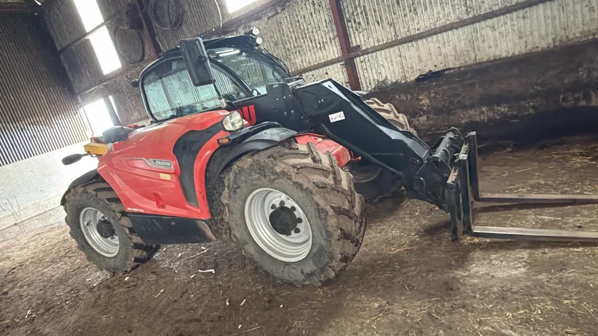 2020 mlt 630 105 manitou 1500 hours - Image 4