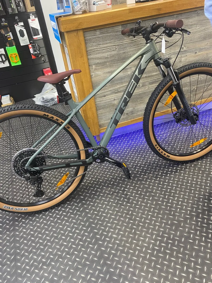 Mountain bike - Image 3
