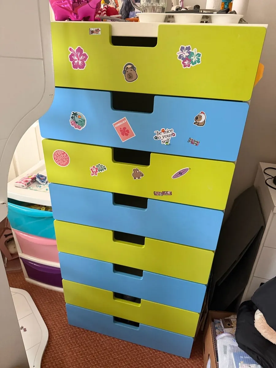 Chest of drawers - Image 1