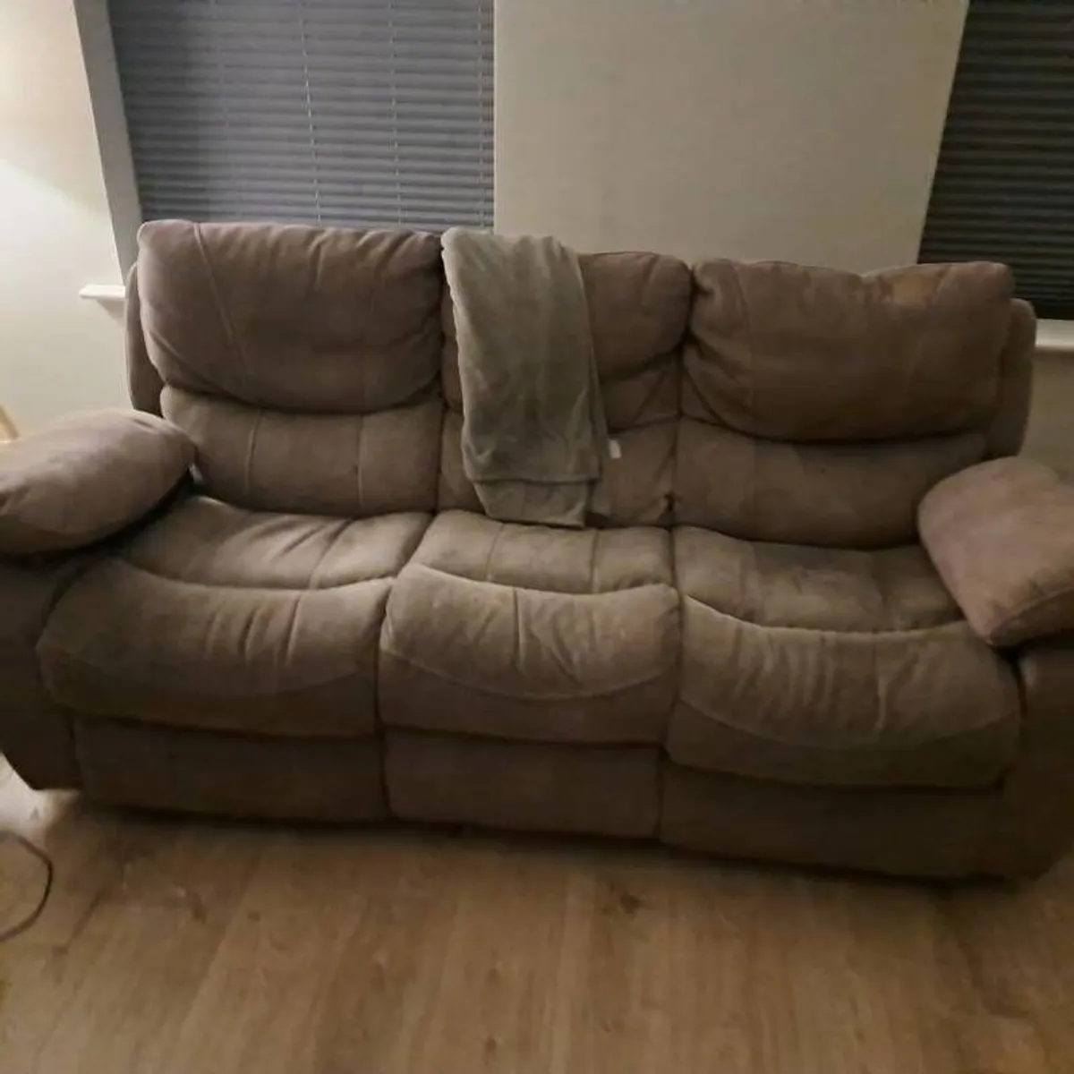 3 seater grey sofa - Image 1