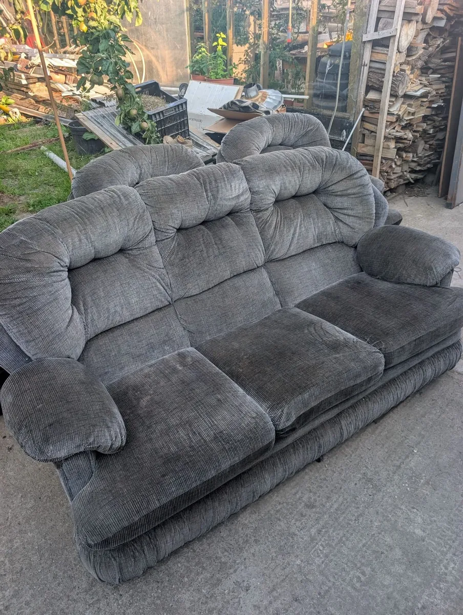 Sofa - Image 3