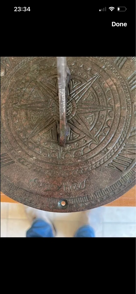 Sun dial - Image 4