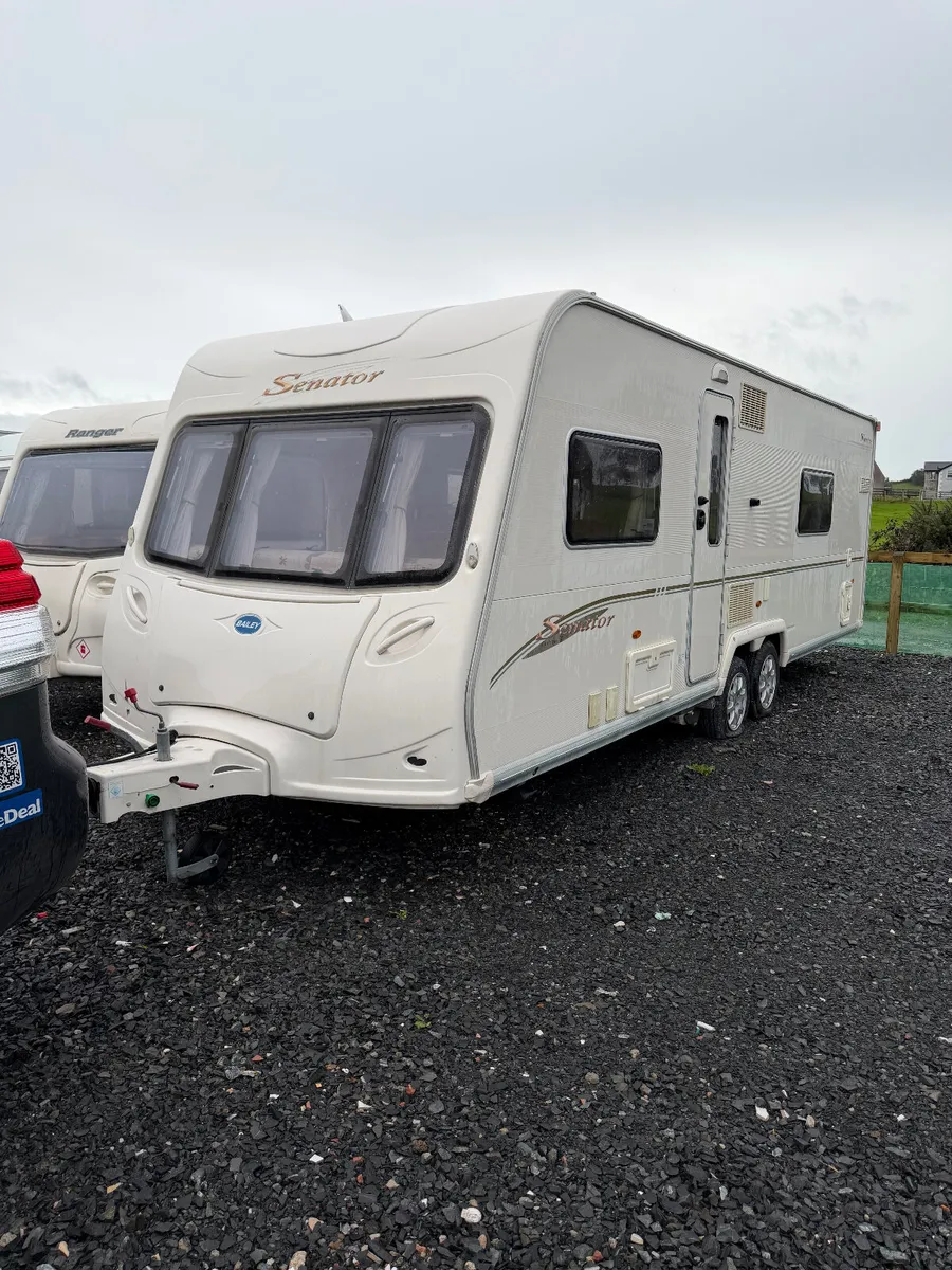 ✨BARGAIN BAILEY SENATOR 4 BERTH FIXED BED✨ - Image 1