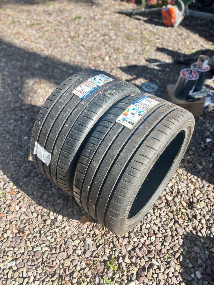 New Tyres 275/35 r 20 - Image 2