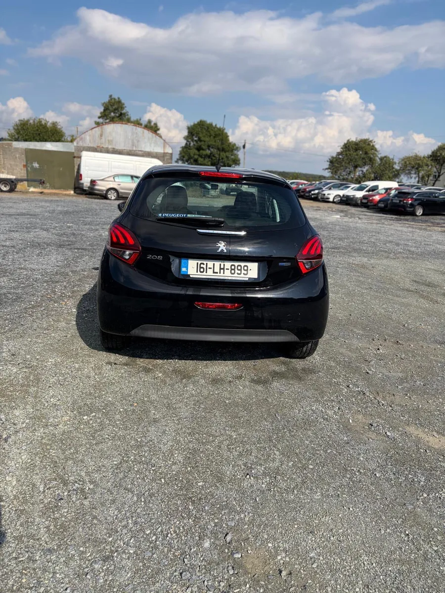 2016 Peugeot 206.   1.2 petrol - Image 4