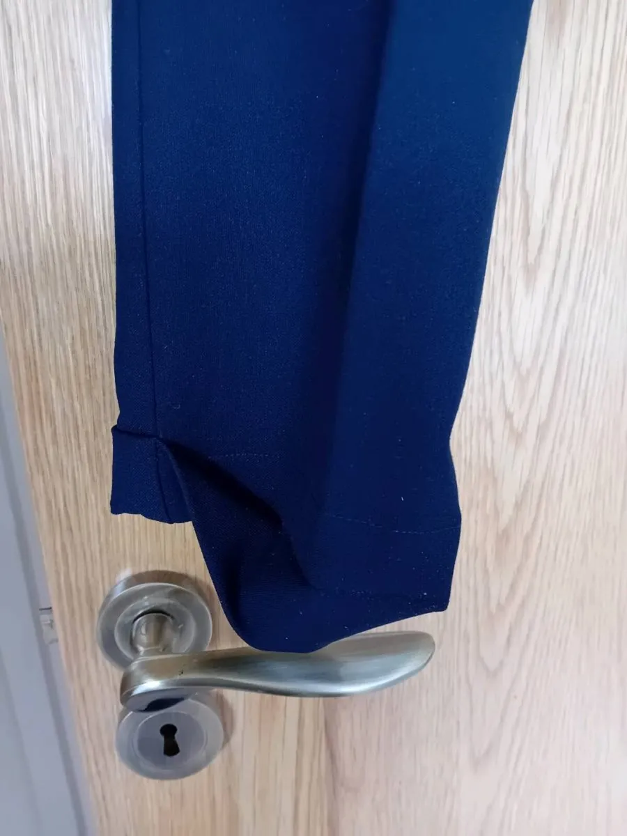Ladies Benetton Navy Trousers Size 14 - Image 4