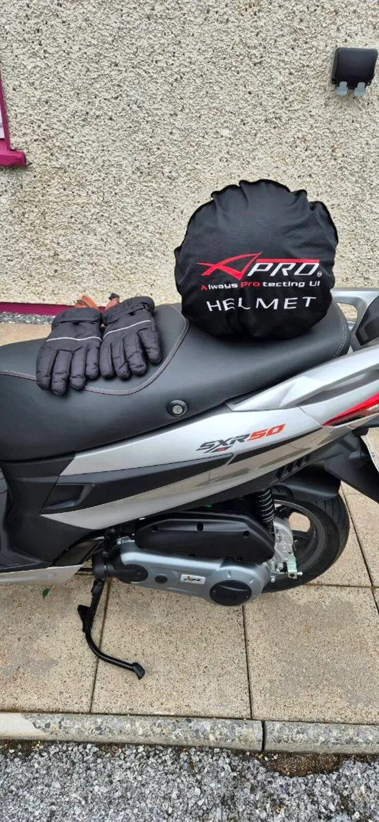 50cc Aprilla Scooter SXR - Image 2