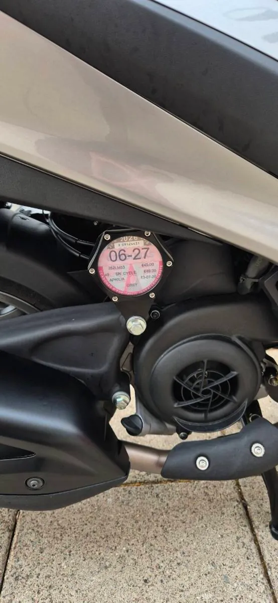 50cc Aprilla Scooter SXR - Image 4