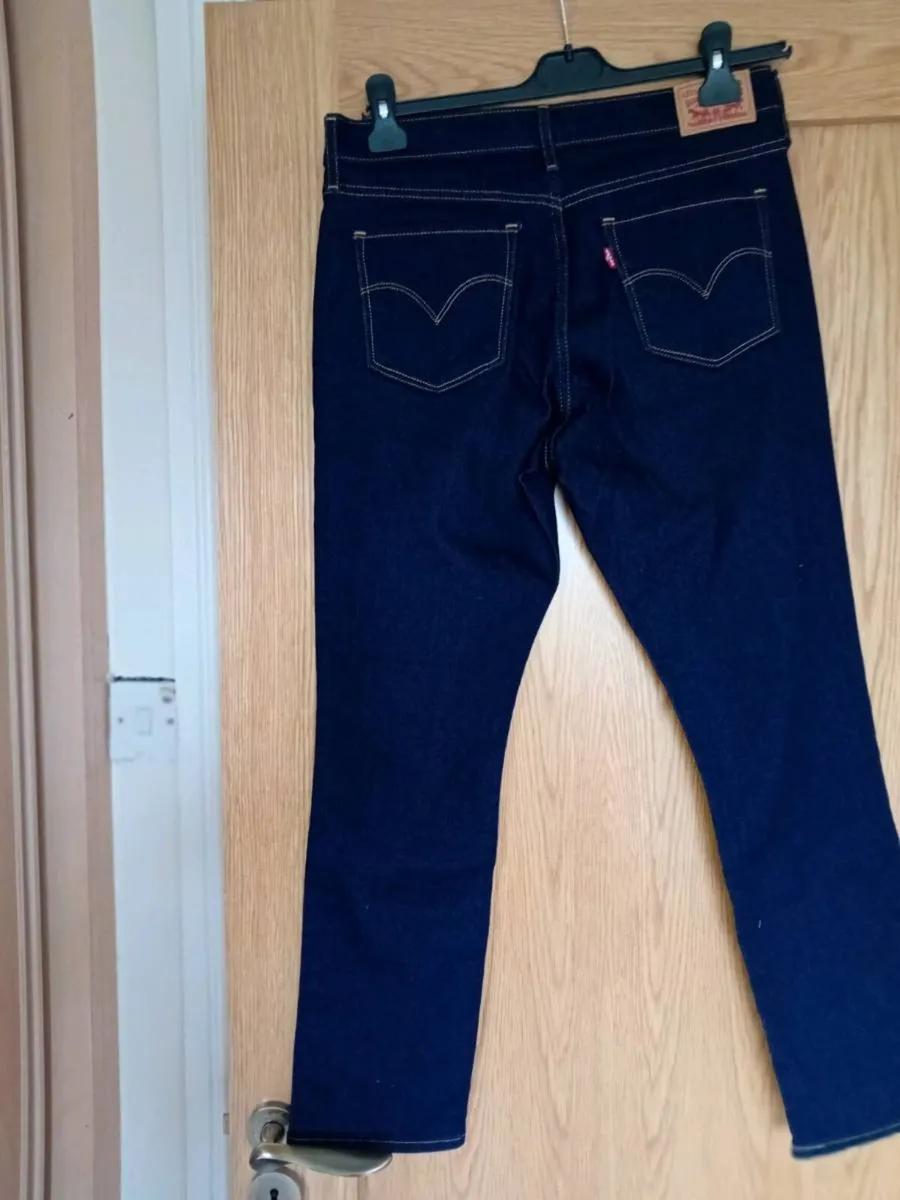 Levi Jeans Size 31 - Image 2