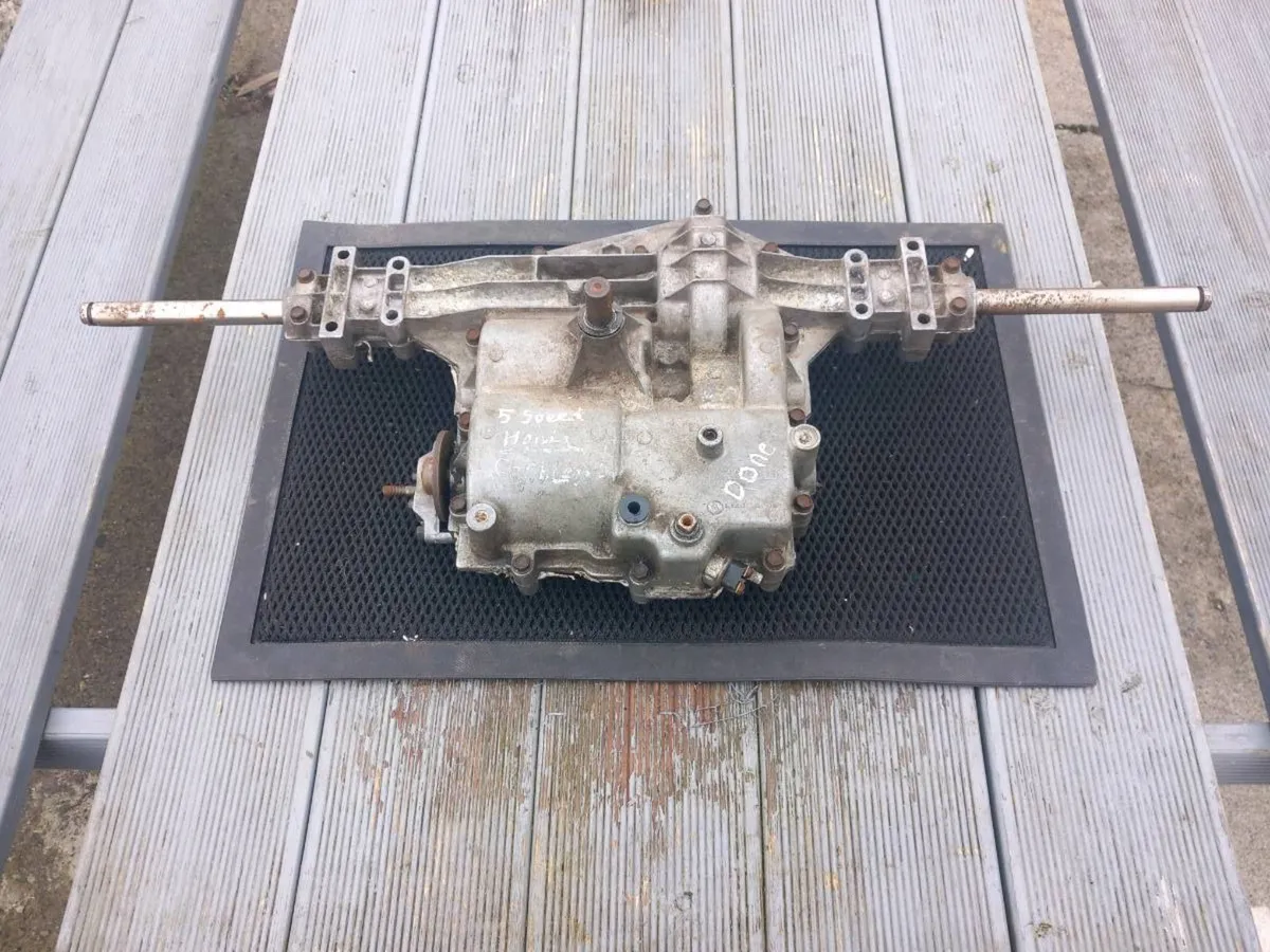 Honda/Castlegarden manual gearbox for sale - Image 1