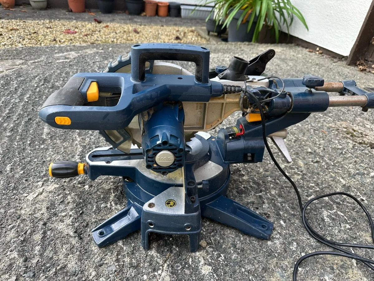 Mac Allister 1400W Sliding Mitre Saw – Light domes - Image 2