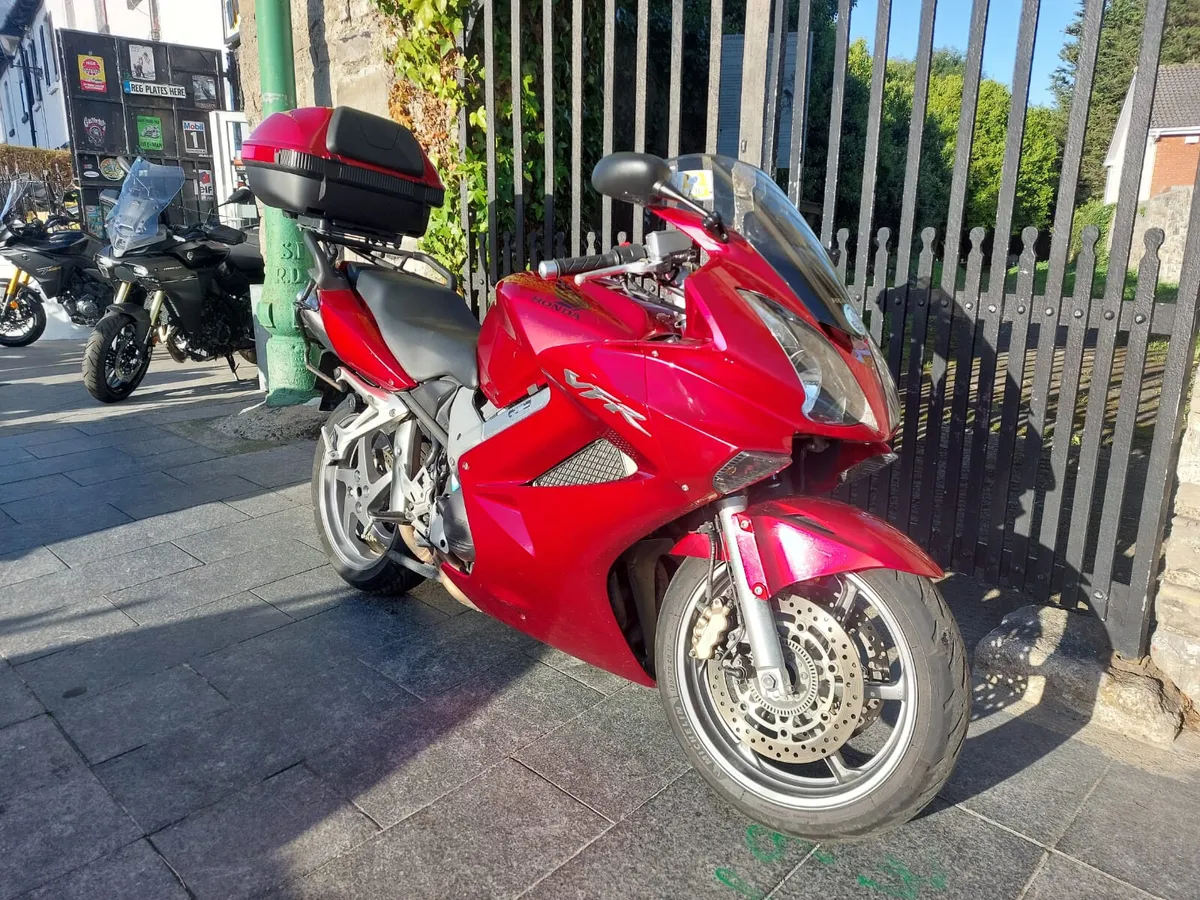 2008 HONDA VFR800 MOTO4U - Image 3