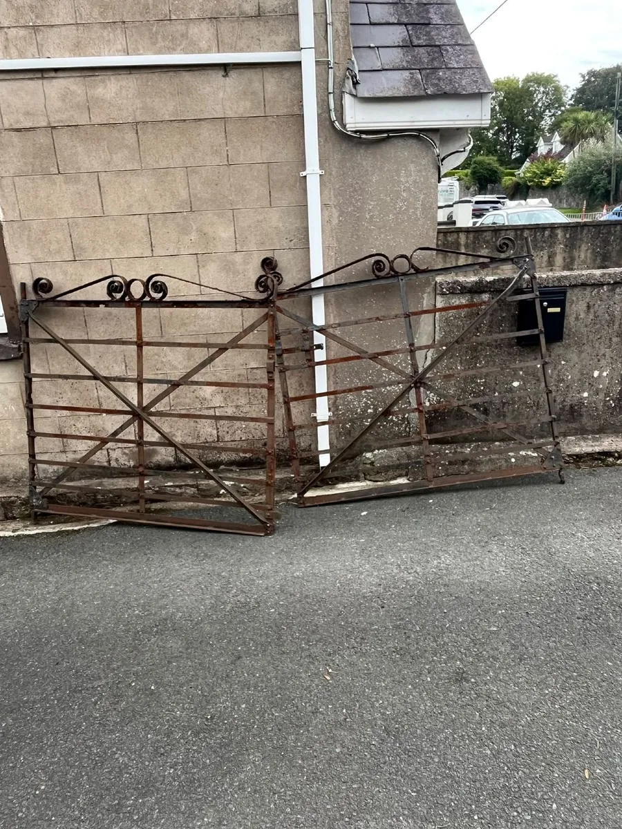 Old Style Gates