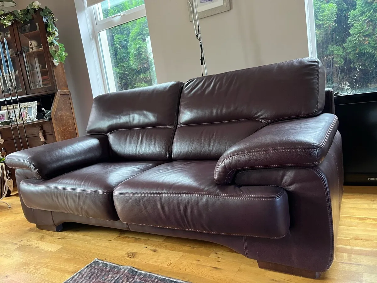Casey’s Couches - Image 2