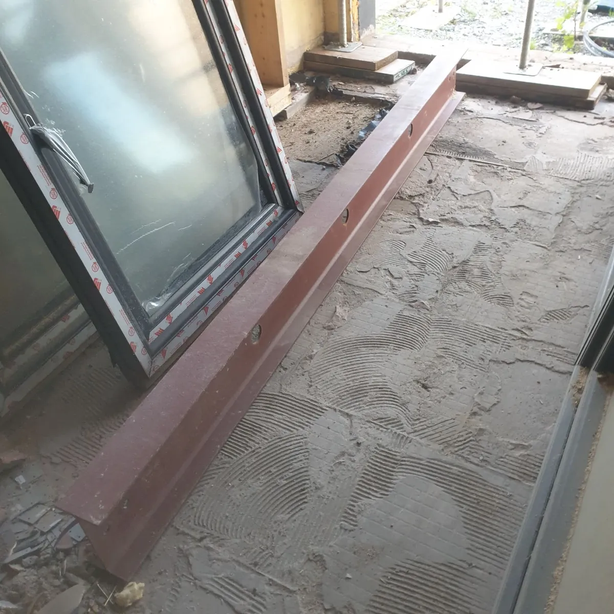 Steel beam - Image 1