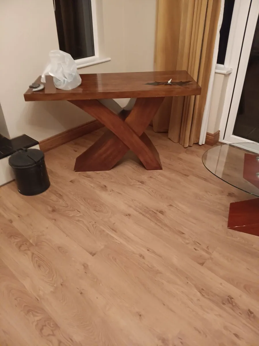 Glass coffee table with matching side table - Image 2