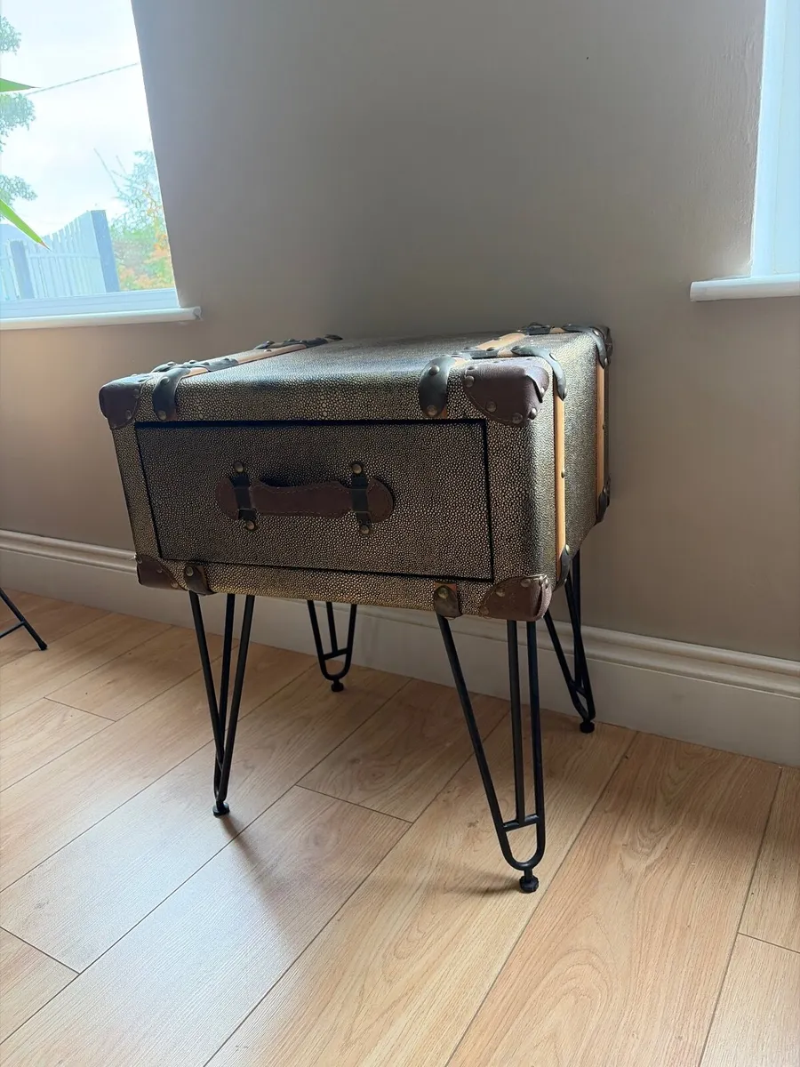 Side Table - Image 3