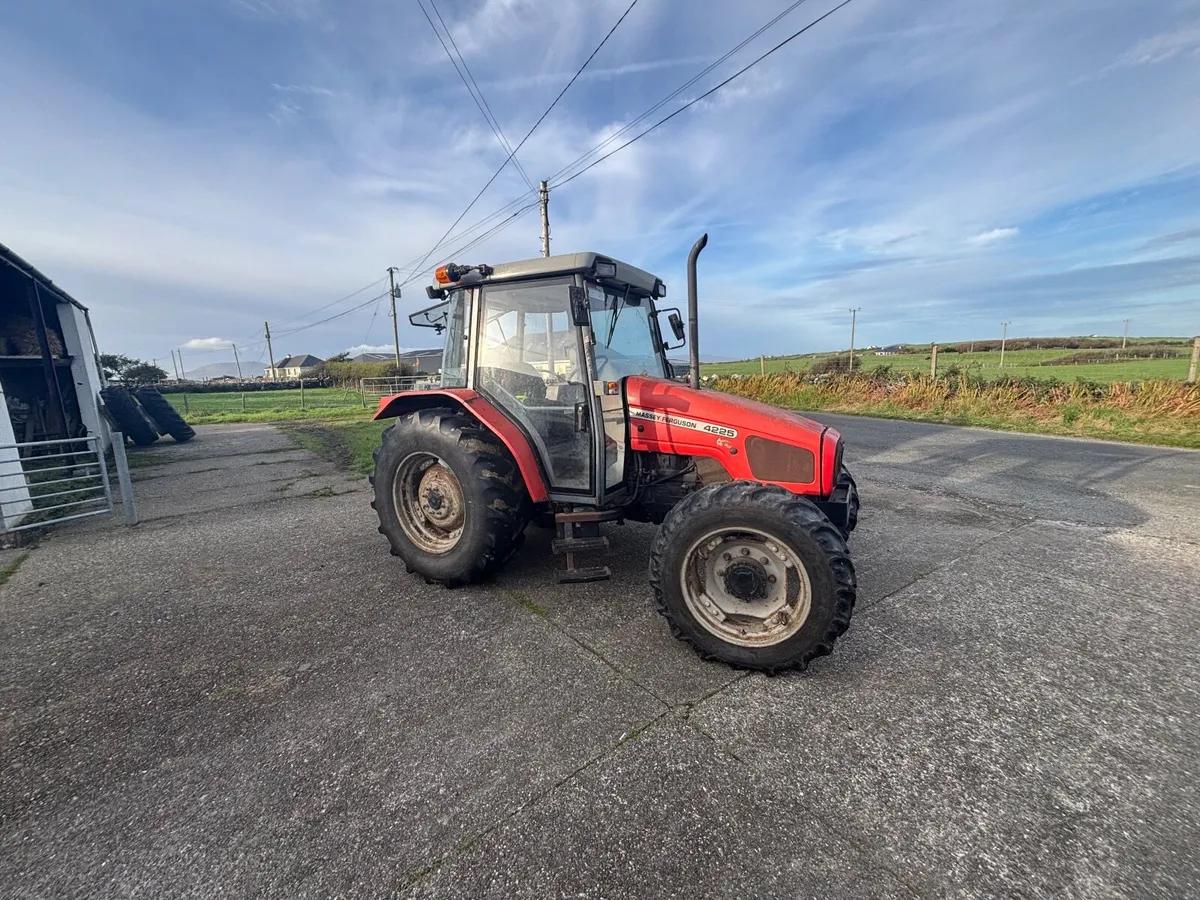1999 Massey Ferguson  4225 - Image 1