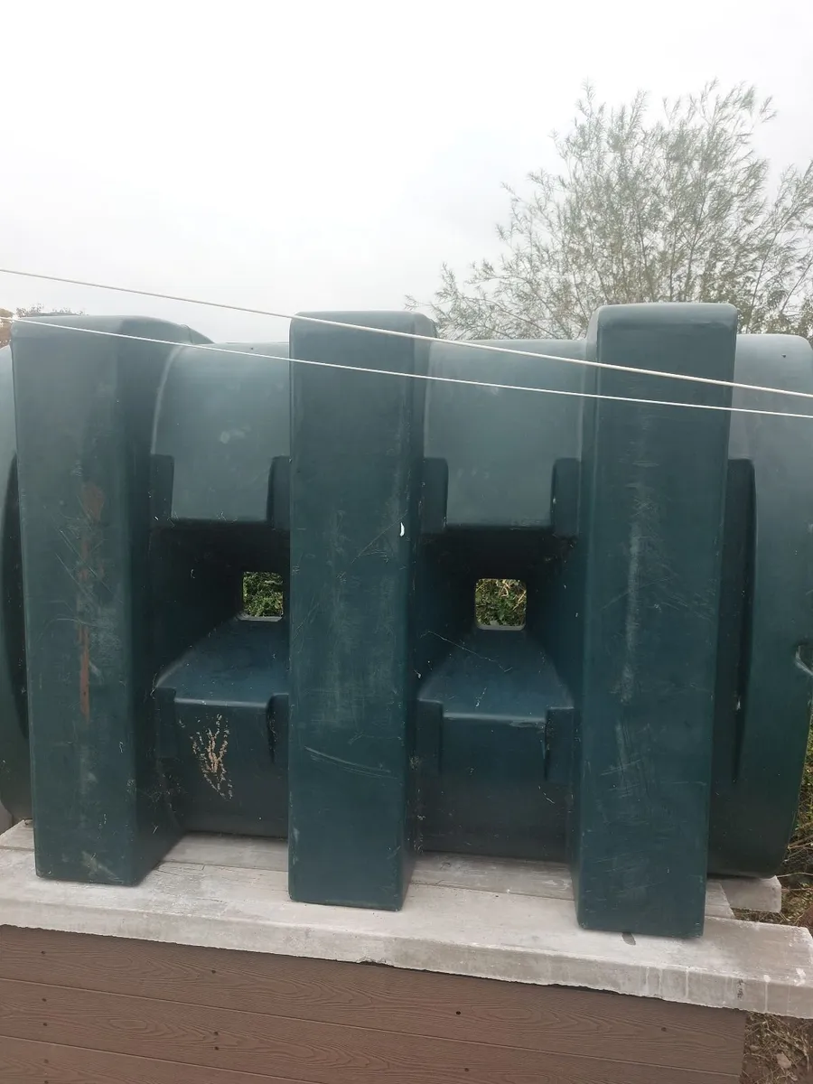 Oil Tank 1100 litre - Image 3
