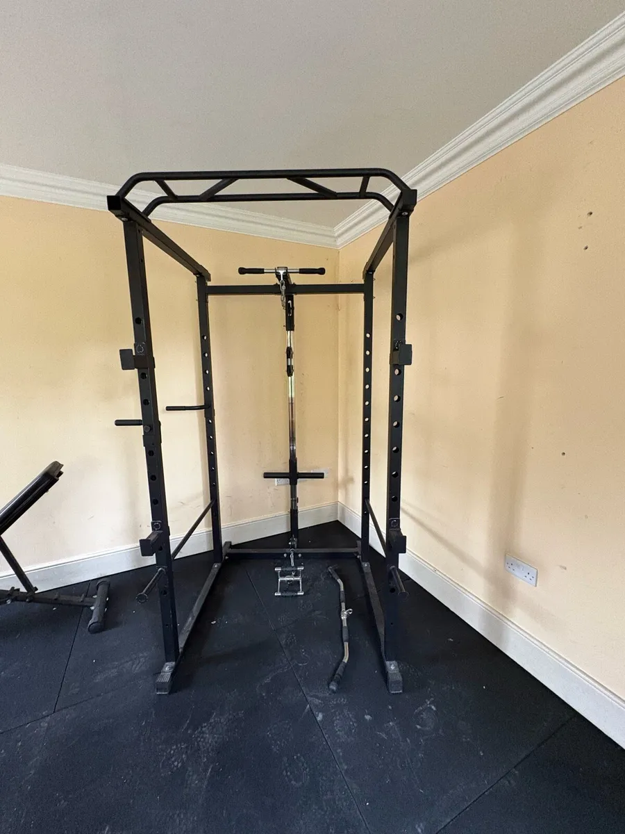 Gym equipment - Image 1