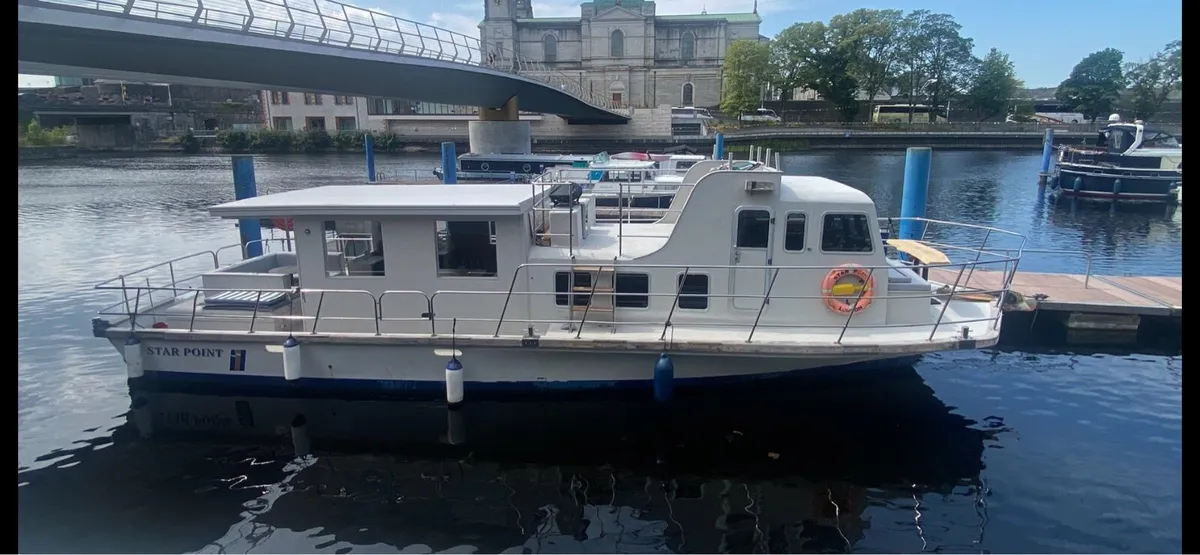Houseboat/cruiser AUCTION THIS WEEK!! - Image 4