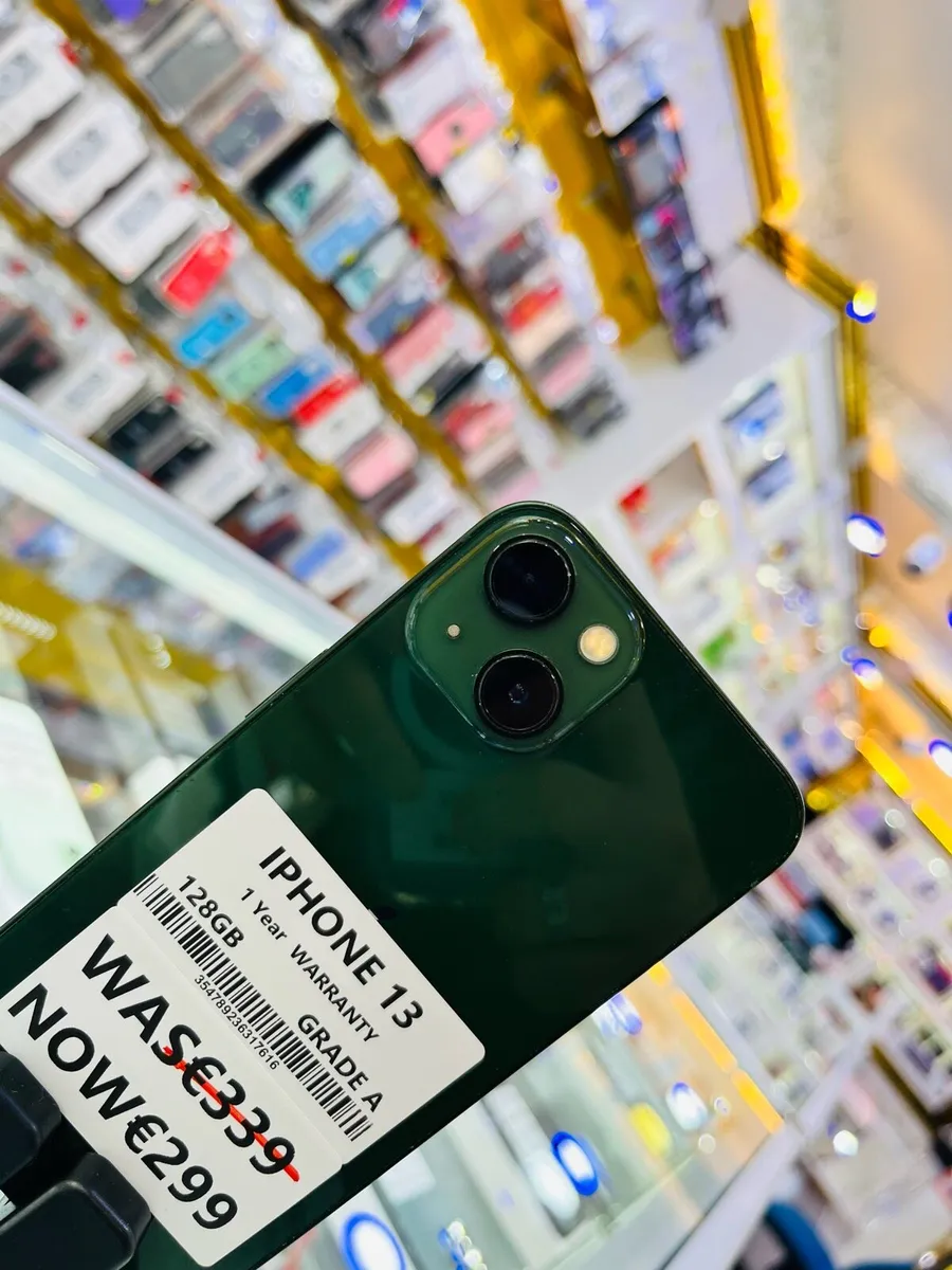 😍IPhone 13 128GB GRADE A 1Year WTY 🔥 - Image 1