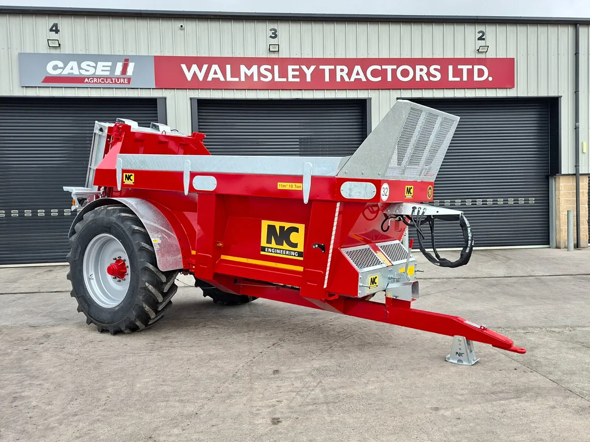 NEW NC 10 TON REAR DISCHARGE SPREADER - Image 1