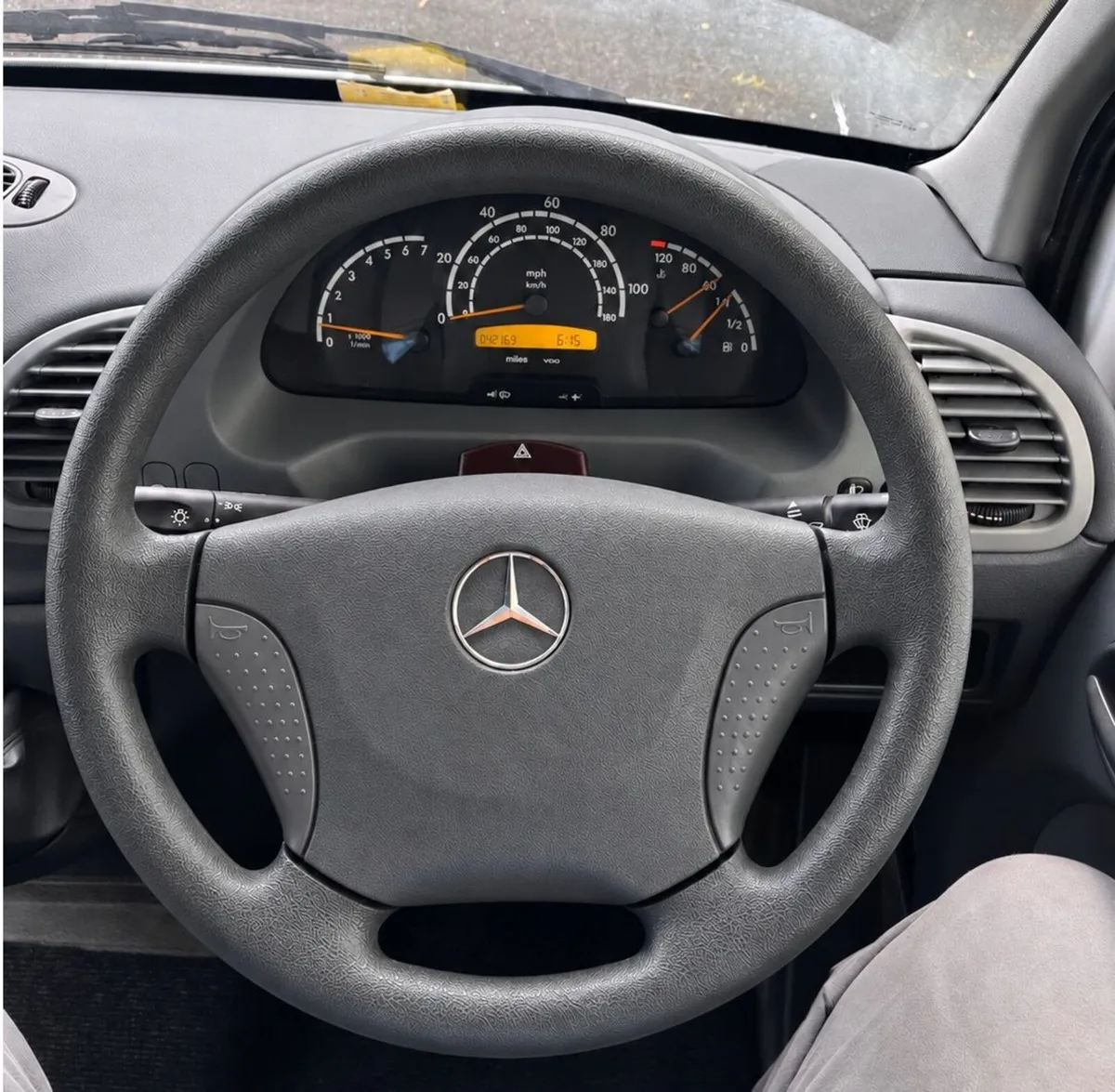 2004 Mercedes Sprinter/Benimar Camper Van - Image 2