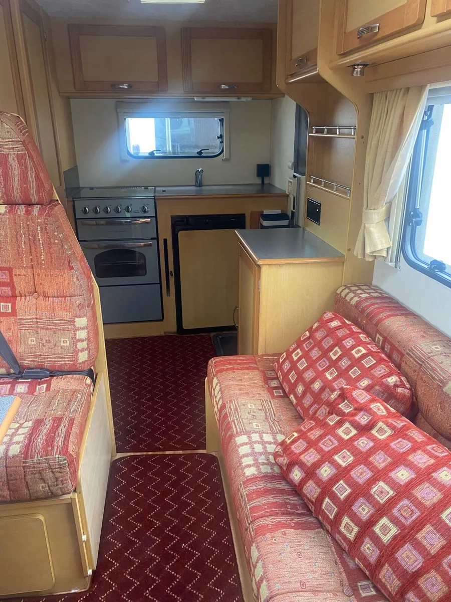 Camper - Image 4