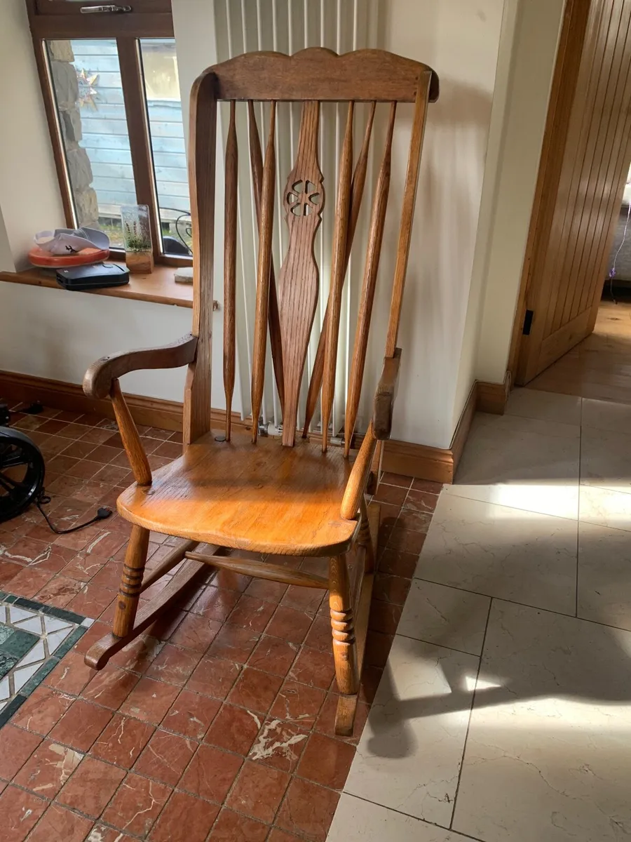 Rocking chair - Image 1