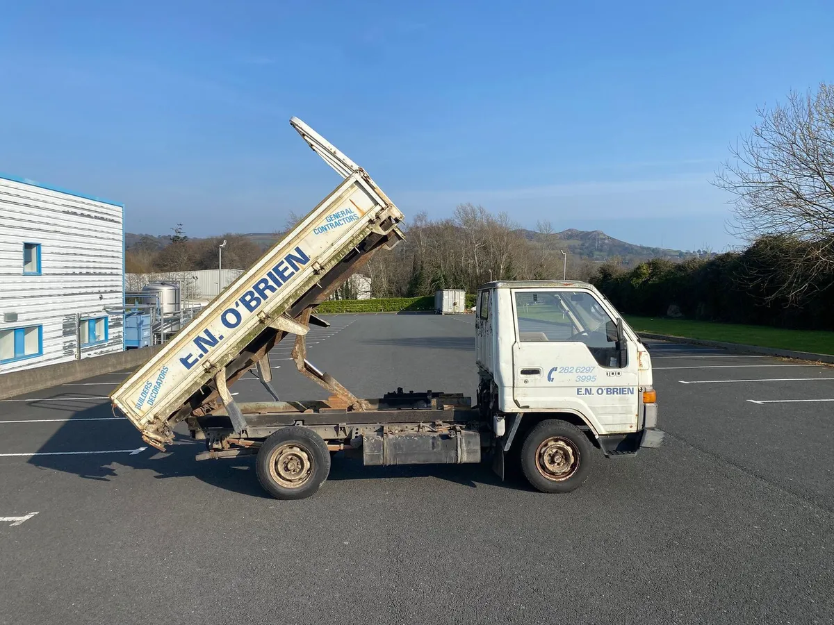 Toyota dyna - Image 3