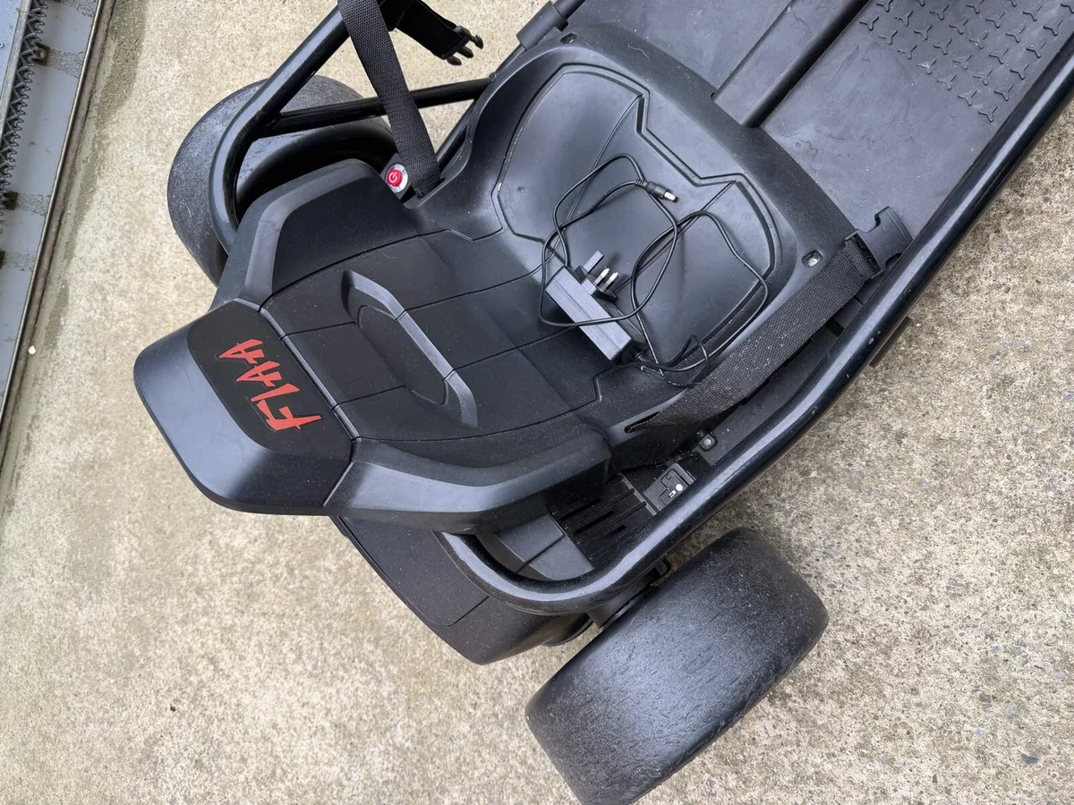 Kids electric car - Image 2