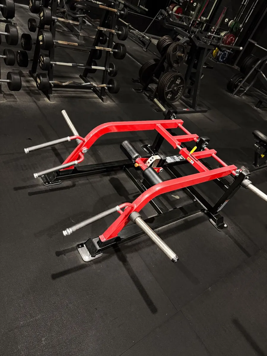 Impulse SL7040 Commercial Shrug / Squat Lunge Mach - Image 1