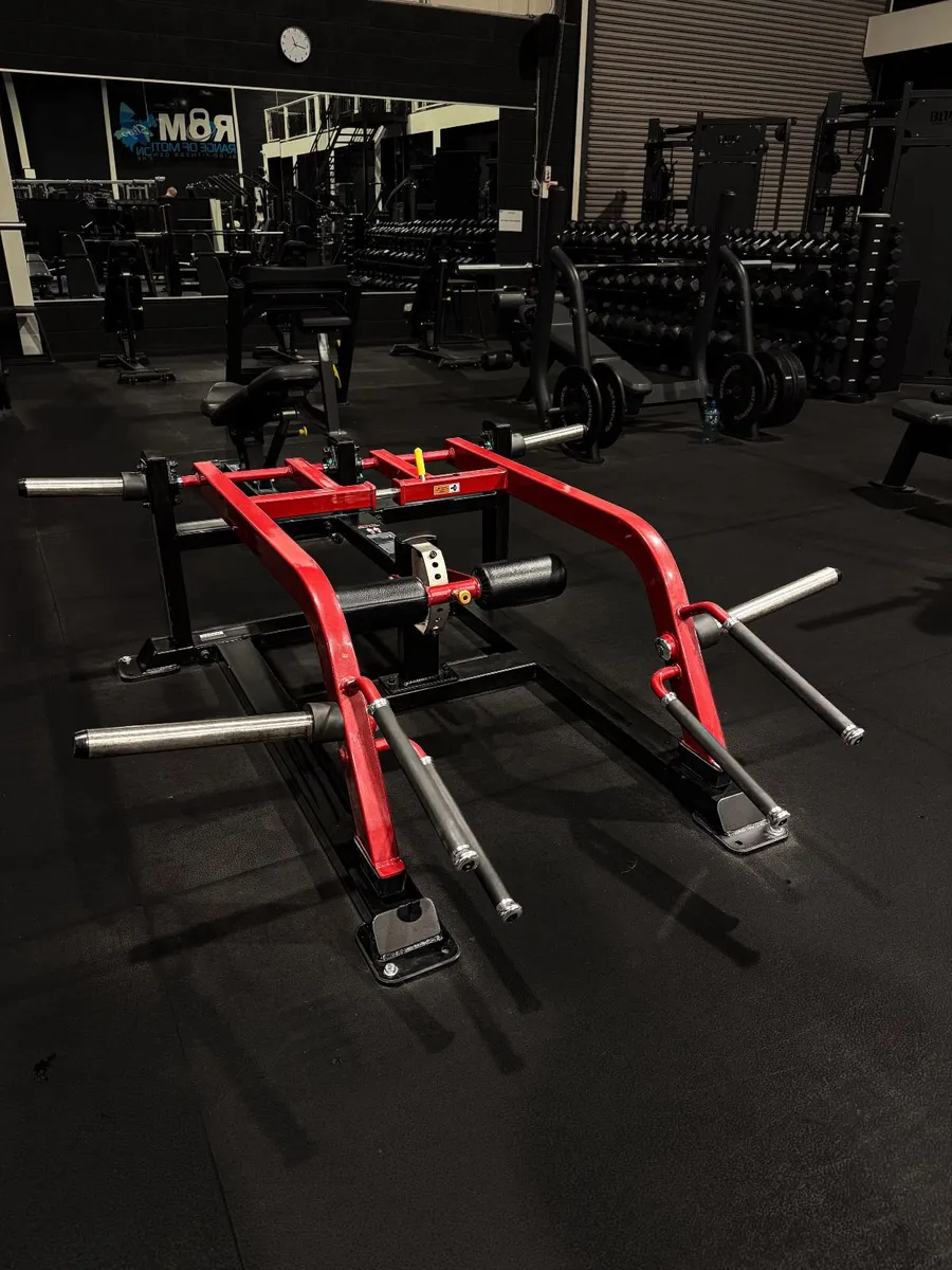 Impulse SL7040 Commercial Shrug / Squat Lunge Mach - Image 2