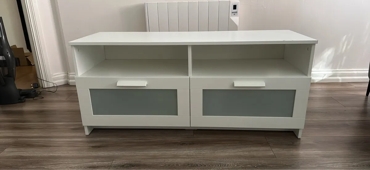 Quick sale: White TV Unit – €20 - Image 1